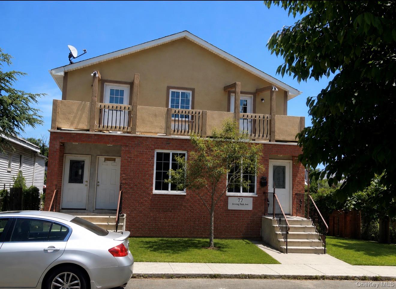 Listing photo 1 of 5