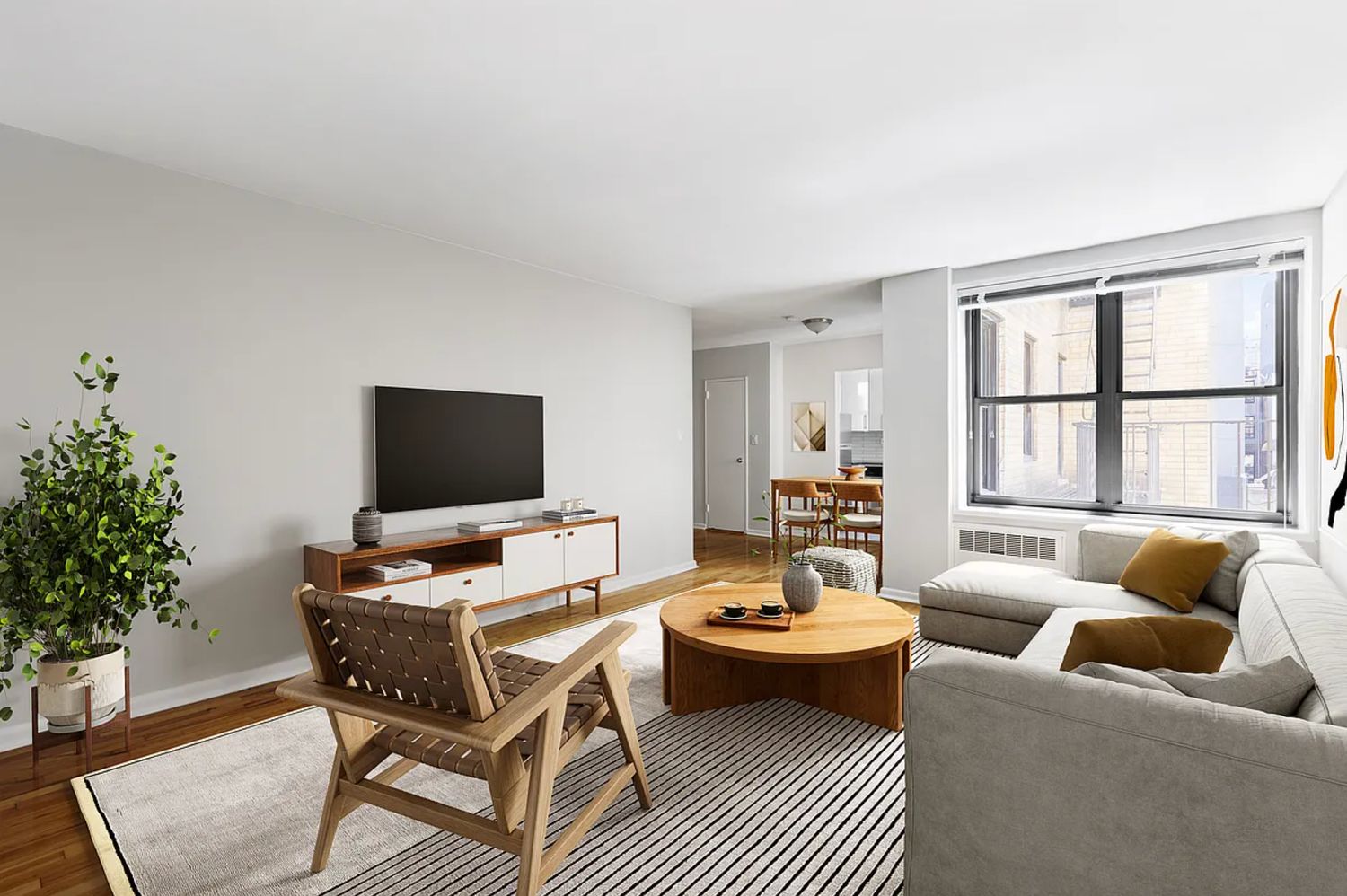 Listing photo 1 of 6