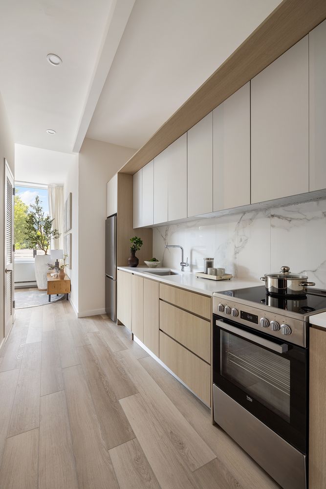 Listing photo 1 of 6