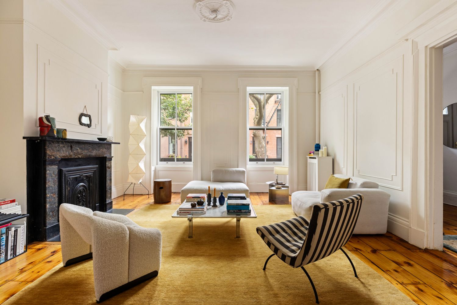 Listing photo 1 of 6