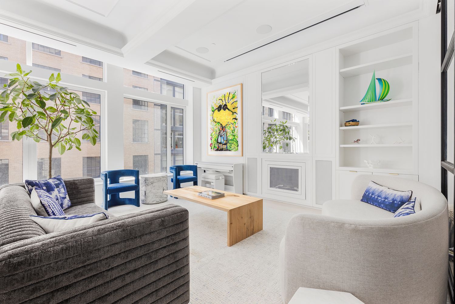 Listing photo 1 of 6