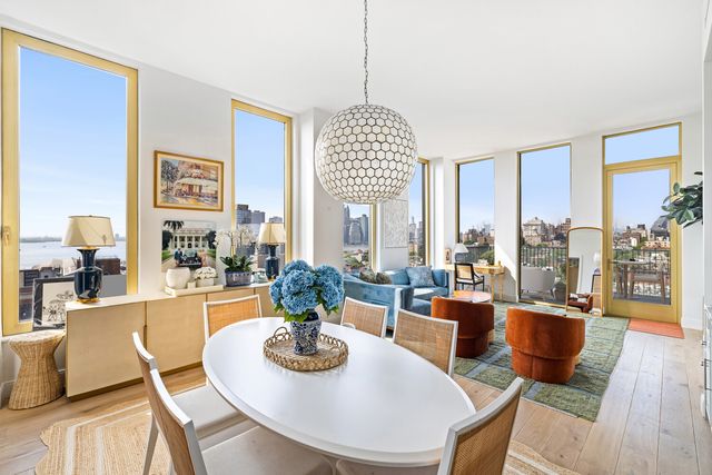 Listing photo 1 of 6