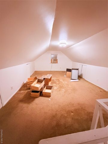 Listing photo 1 of 6