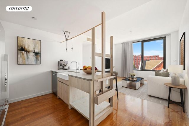 Listing photo 1 of 6