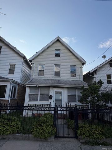 Listing photo 1 of 6