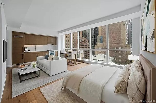 Listing photo 1 of 6