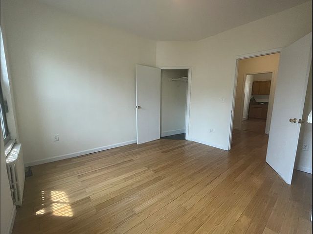 Listing photo 1 of 6