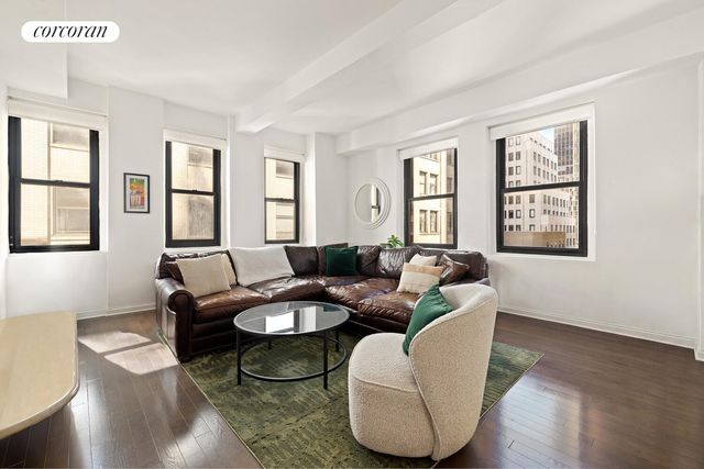 Listing photo 1 of 6