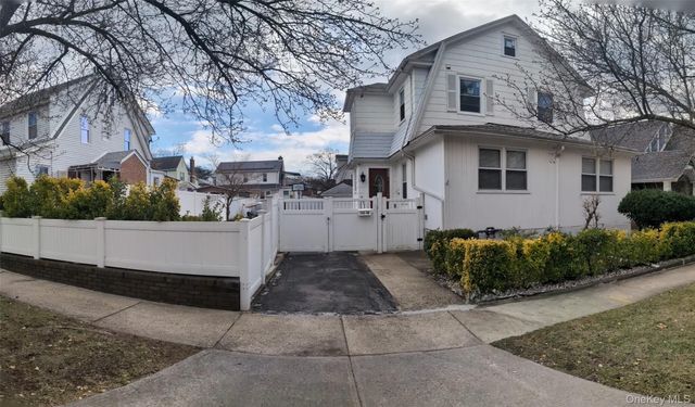 Listing photo 1 of 6