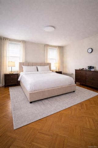 Listing photo 1 of 6