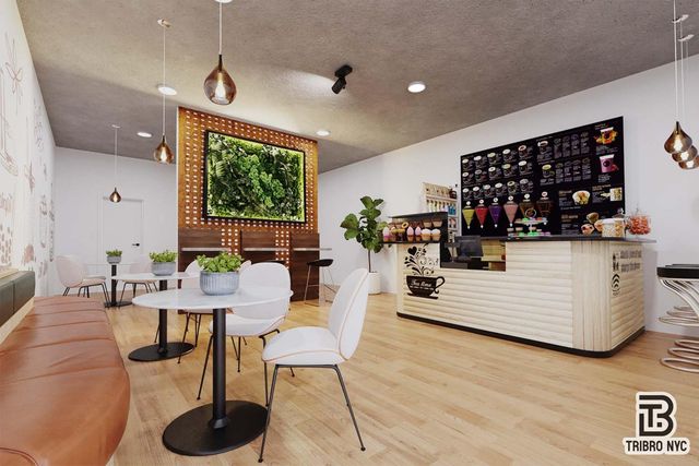 Listing photo 1 of 6