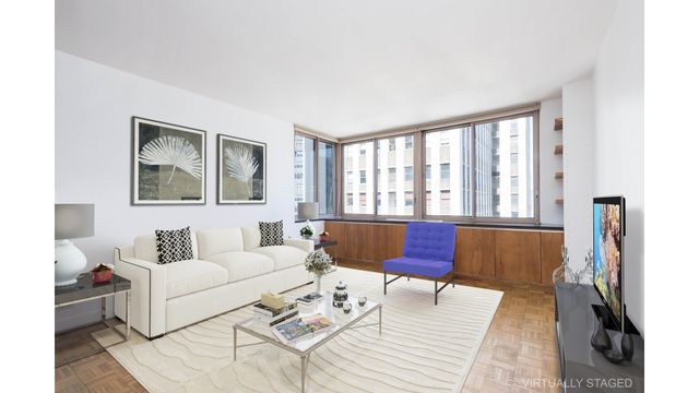 Listing photo 1 of 6