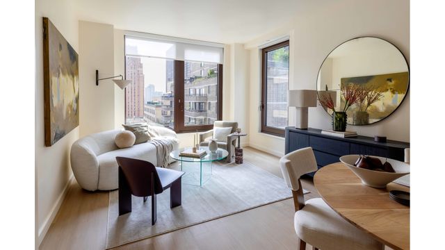 Listing photo 1 of 6