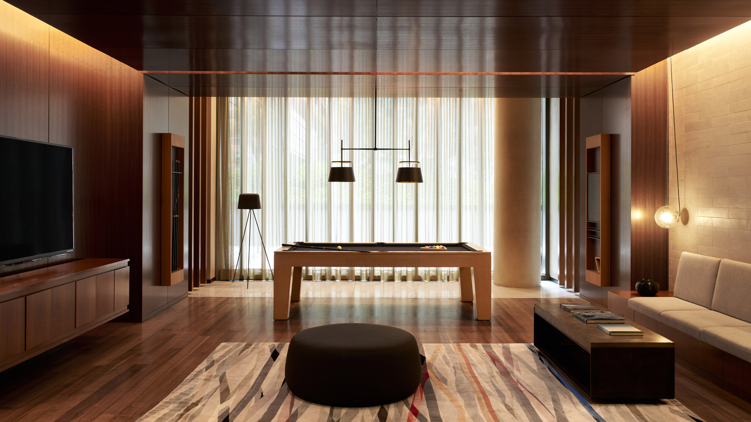 Listing photo 1 of 45