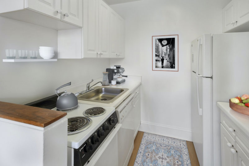 Listing photo 1 of 21