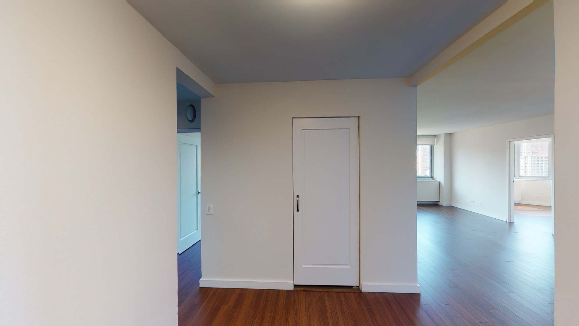 Listing photo 1 of 11